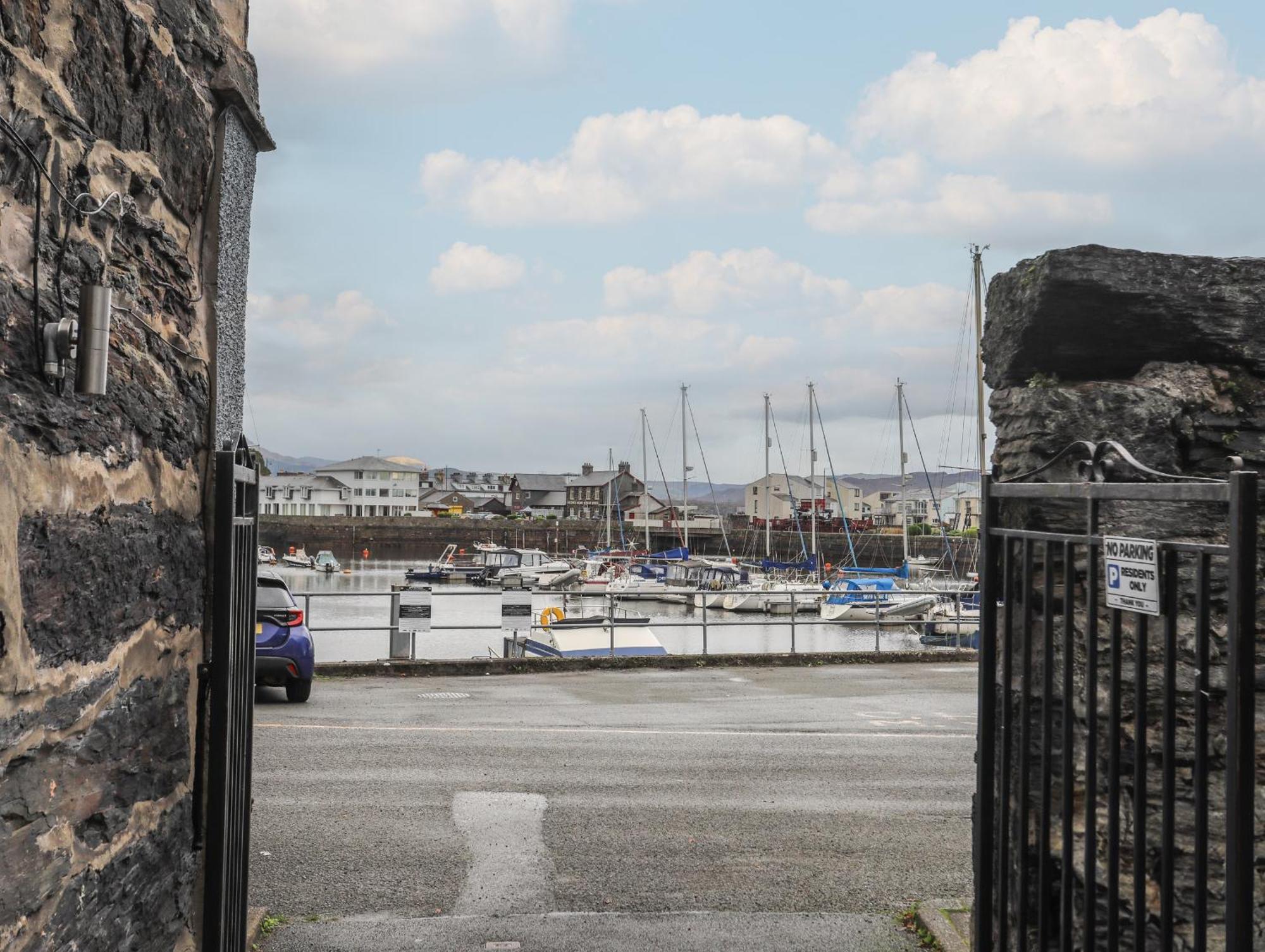 Cornhill Courtyard Apartment Porthmadog Exterior photo
